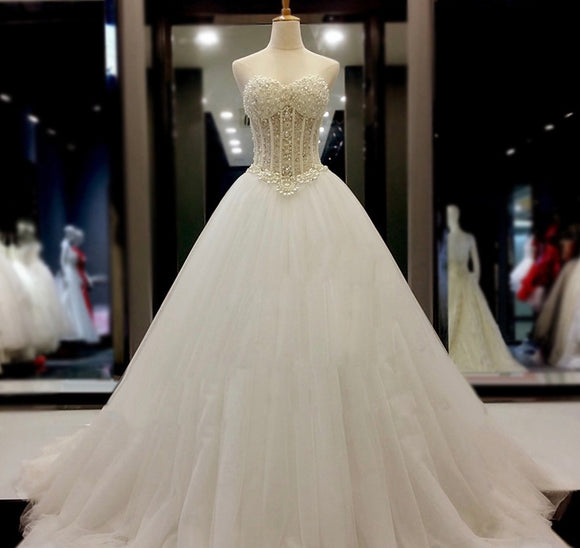 Luxurious handmade pearl, sexy strapless , bridal dress, tail wedding dress