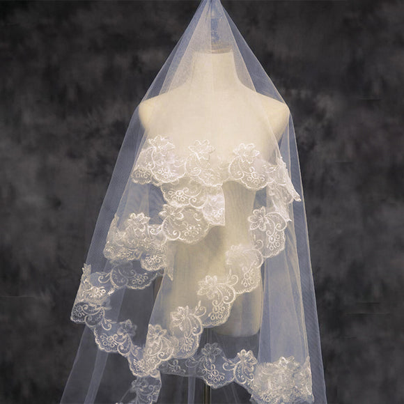 bridal veil, 3 meters of lace, champagne long tail wedding veil