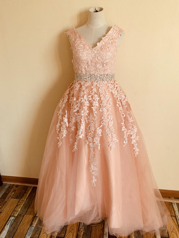 V-neck prom dress,lace party dress,pink ball gown